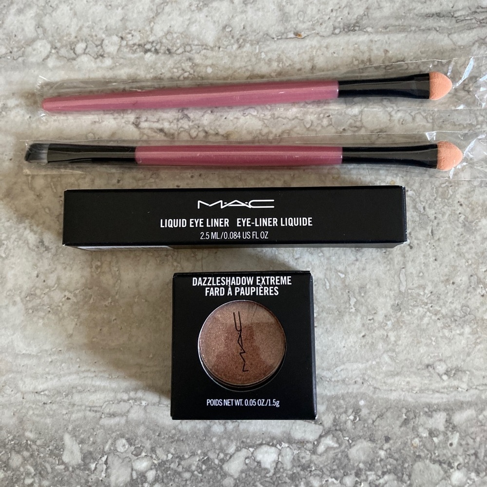 Eye Makeup set 👁